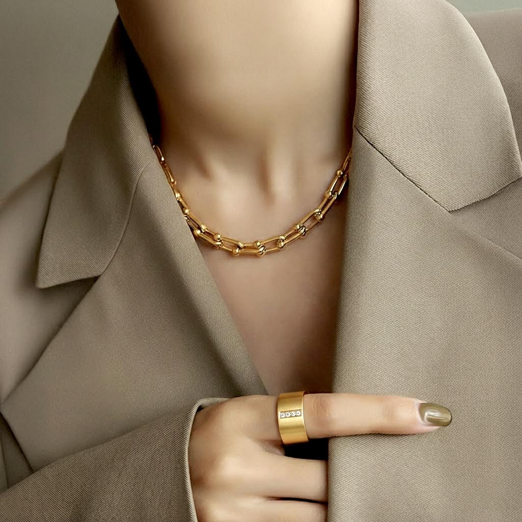 Attention Seeker 4-Stone Gold Wide Ring