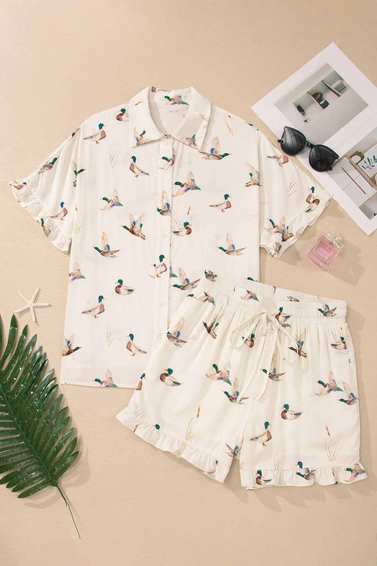 Mallard print ruffle-hem pajama shirt and shorts set