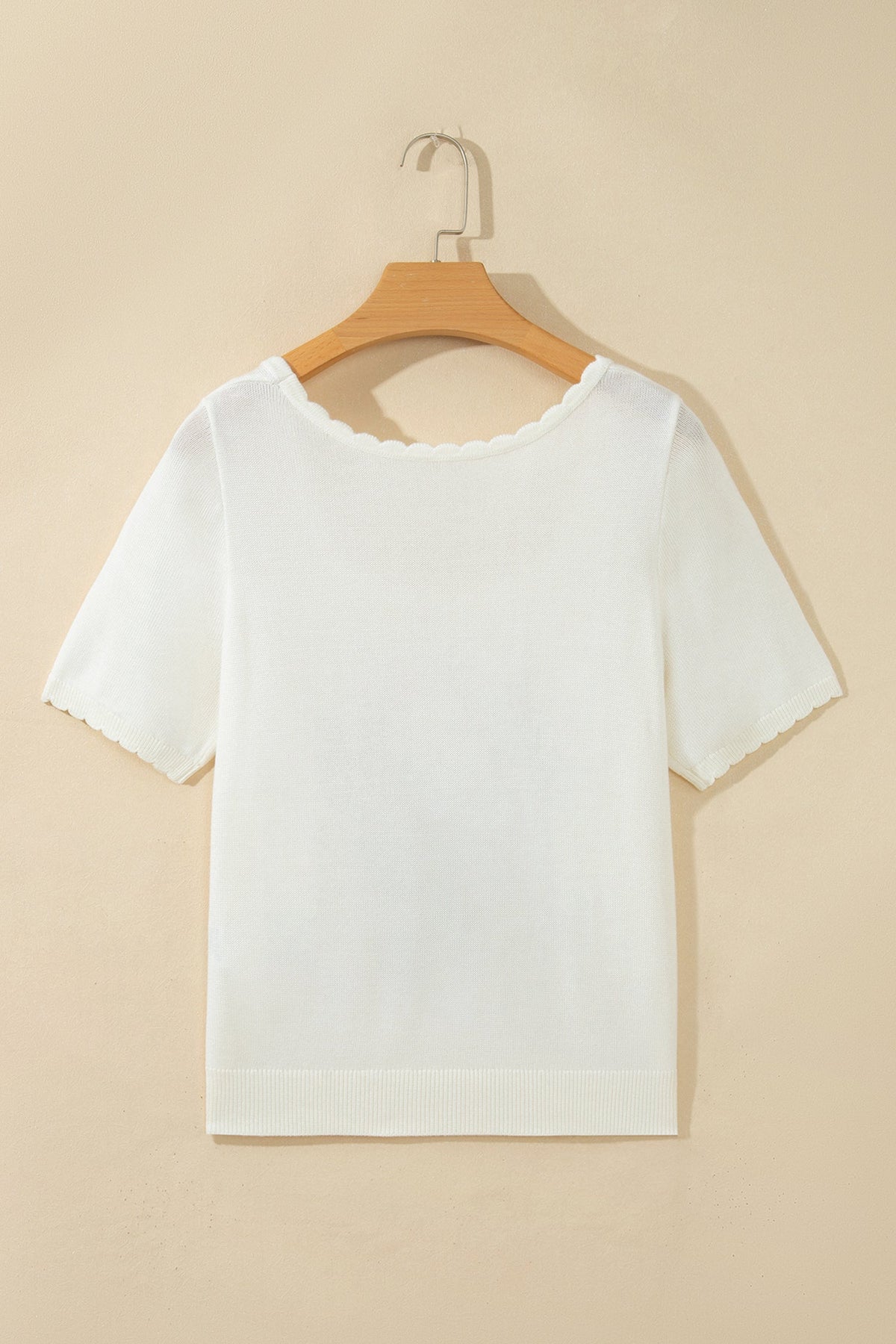 Western floral knit top with scalloped neckline