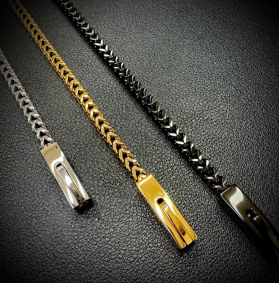 Gold Franco link bracelet