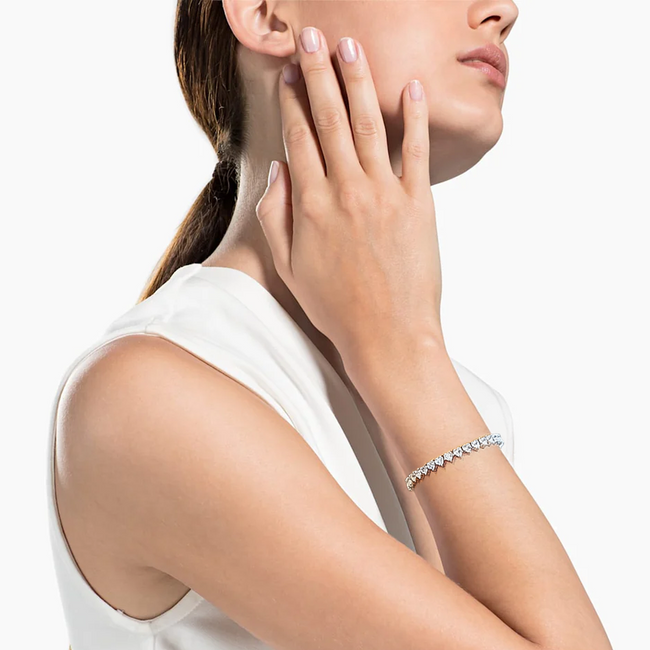 Gorgeous 4mm Heart Tennis Bracelet - Thin