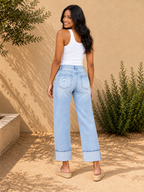 Distressed Light Wash Straight Leg Jeans