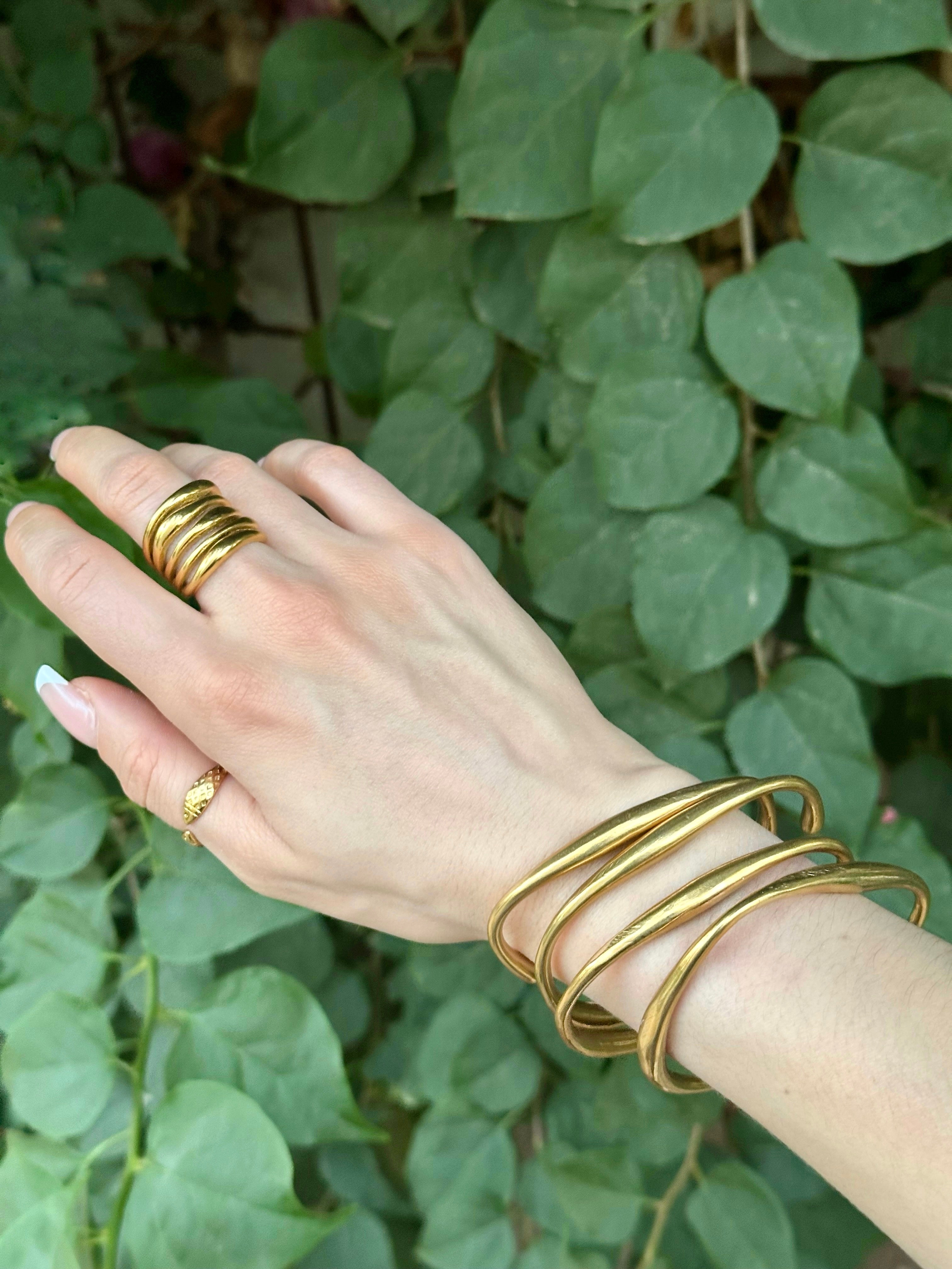 Rhythmic 'Dune' Gold Bracelet