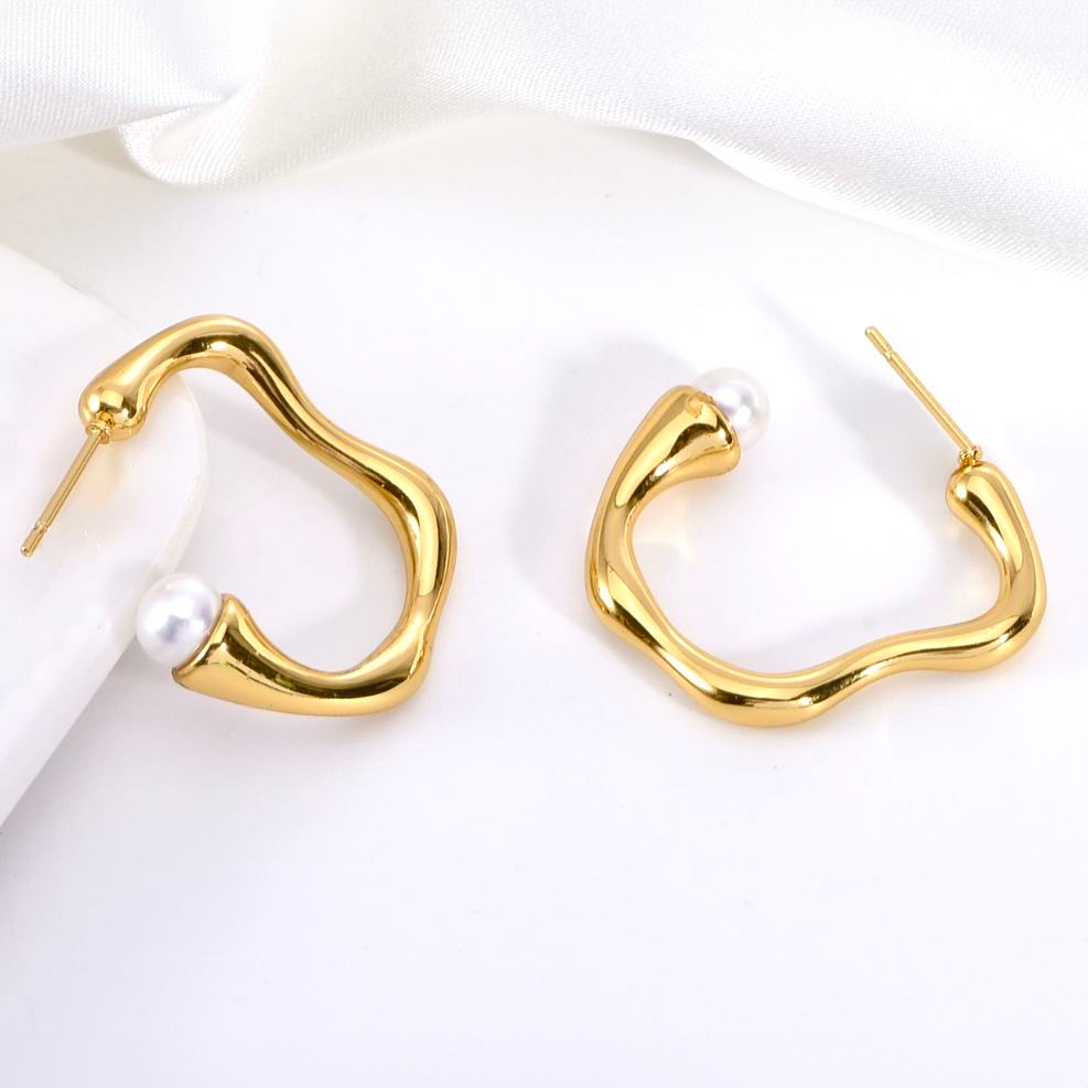 Rivière freshwater pearl gold earrings