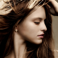 Gold Floro earrings