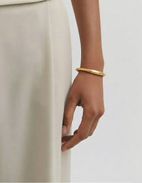 Dune textured gold bracelet