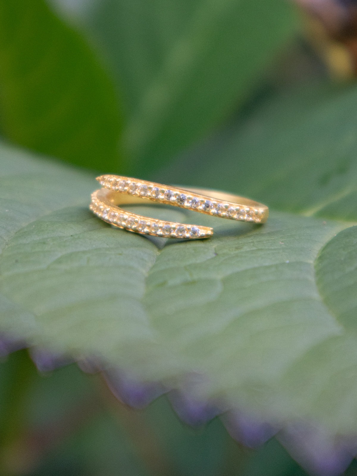 Serpentine gold wrap ring