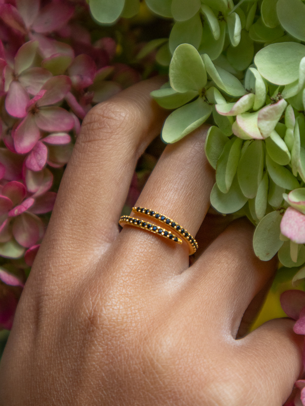 Serpentine gold wrap ring