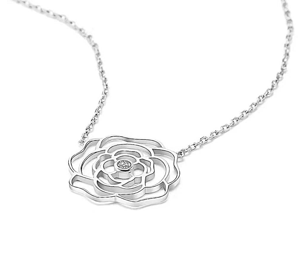 Rosé pendant necklace in silver
