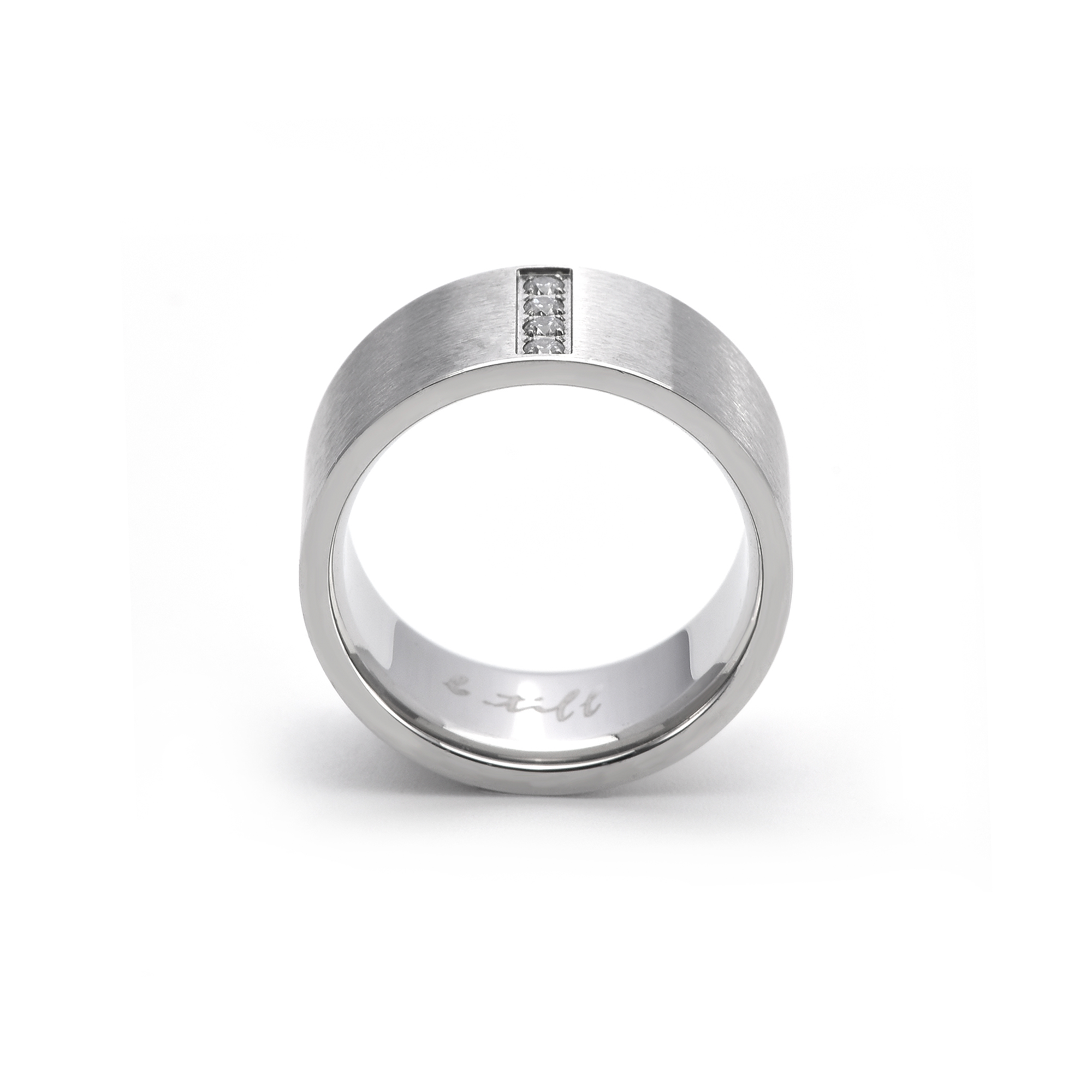 On-Trend 4-Stone Wide Ring [Wide Band]