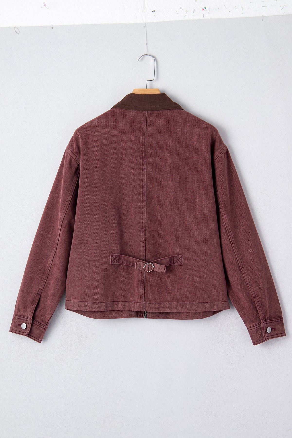 Denim jacket with contrast corduroy collar and zip front