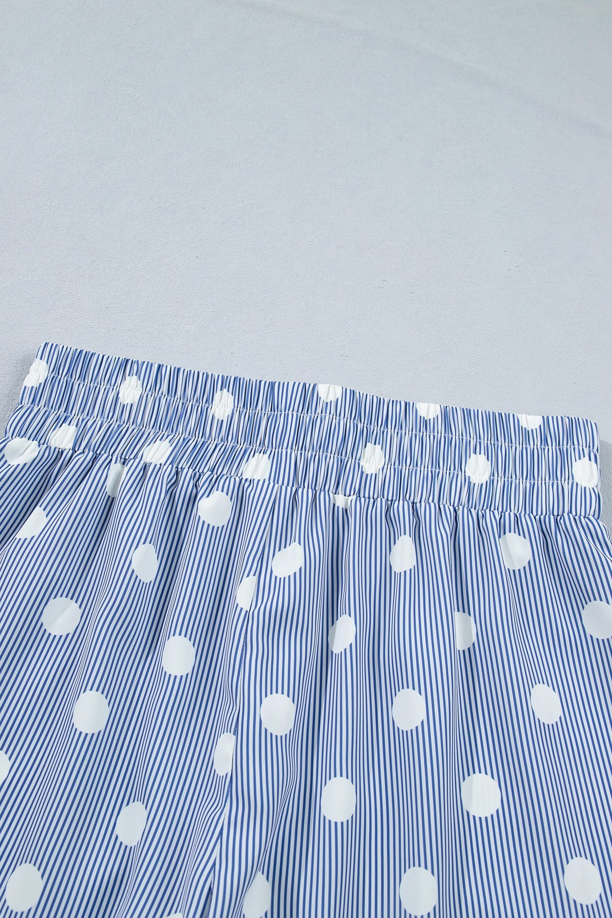 Polka dot high-waist shorts with shirred elastic waistband