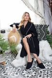 Elegant Spa-Style Elegant Waffle Piping Bathrobe